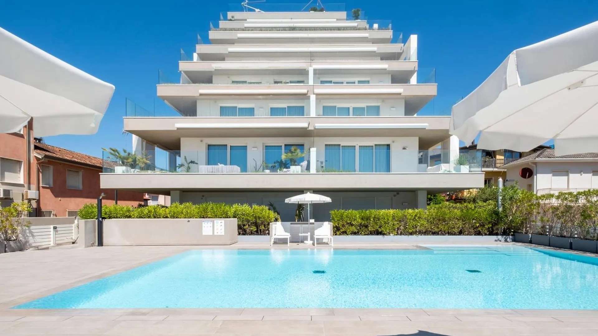 Vibra Tahiti Superior Apartment Lido di Jesolo Italy