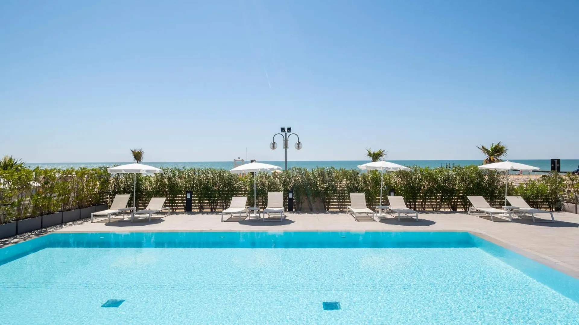 Vibra Tahiti Superior Apartment Lido di Jesolo 0*,  Italy